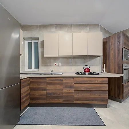 Lovely 2br With Backyard & Sofabed In By 360 Estates *