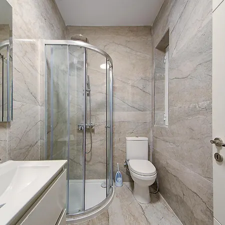 Lovely 2br With Backyard & Sofabed In By 360 Estates Apartment *
