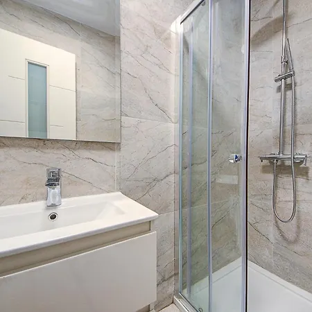 Lovely 2br With Backyard & Sofabed In By 360 Estates Gzira